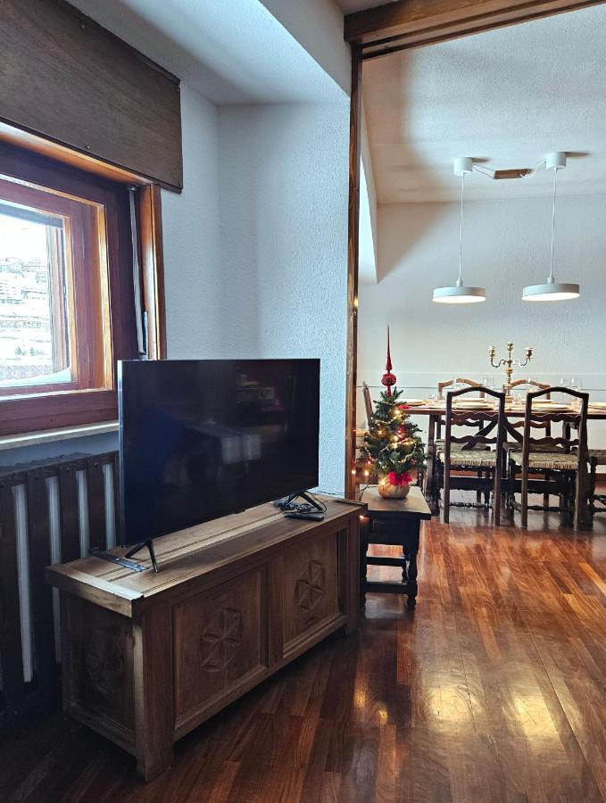 Appartamento Cervino 1865 Family House & Friends - Cir 0517 Breuil-Cervinia Esterno foto